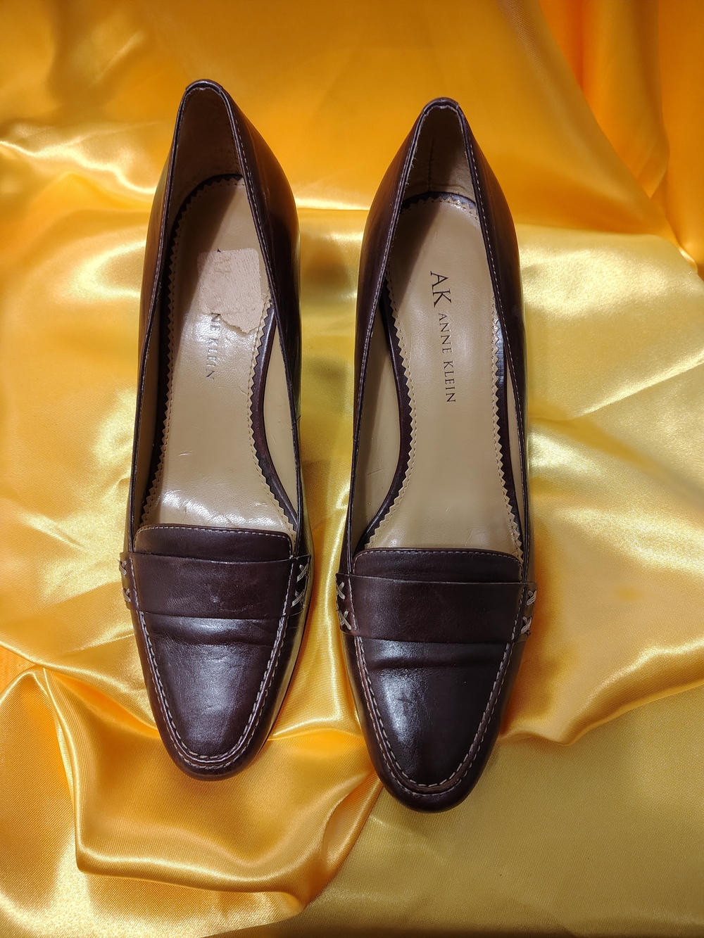 Anne Klein Brown Leather Herls for Women